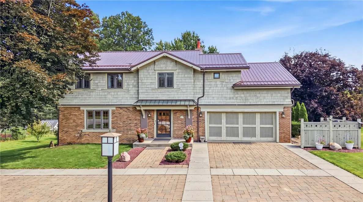 320 Robertson Rd, Hermitage, PA 16148 - #1