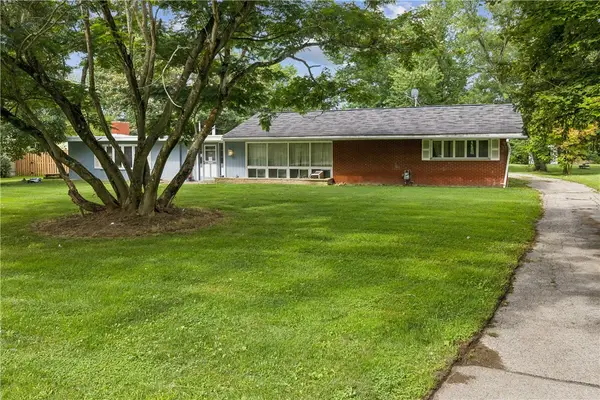 115 Samuel St, Beaver Falls, PA 15010