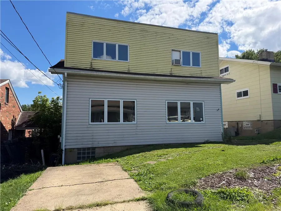 205 University St, Verona, PA 15147 - #2