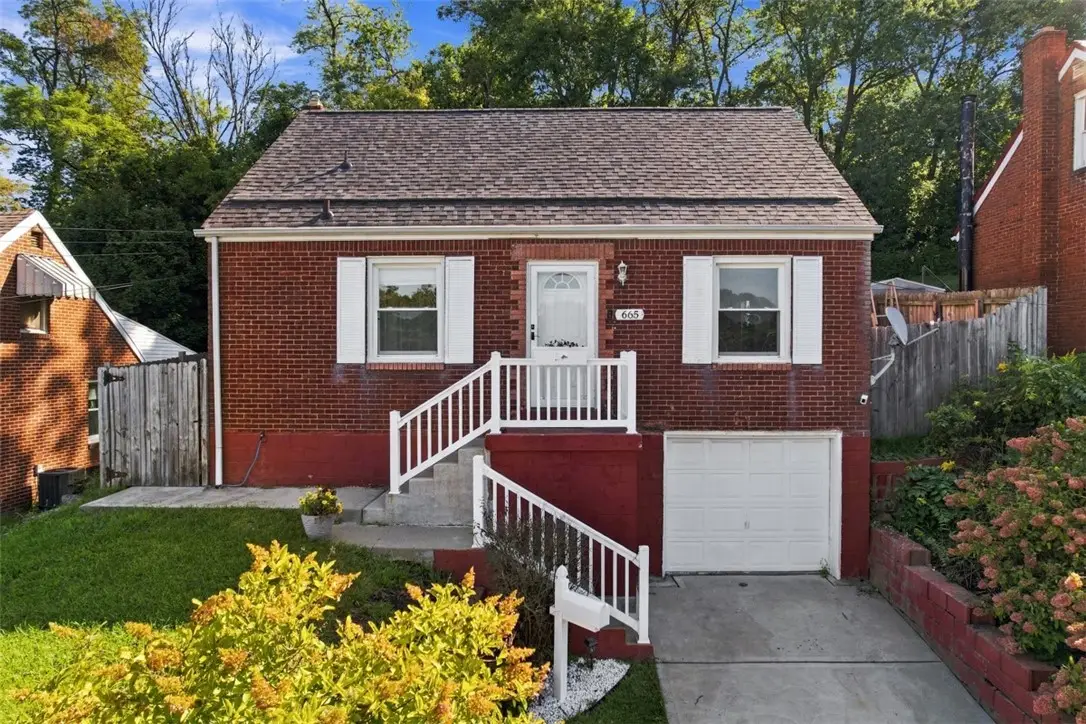 665 Irwin Run Rd, West Mifflin, PA 15122 - #1