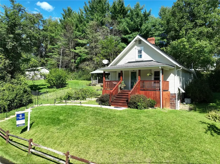 2 Vanceville Rd, Eighty Four, PA 15330 - #2