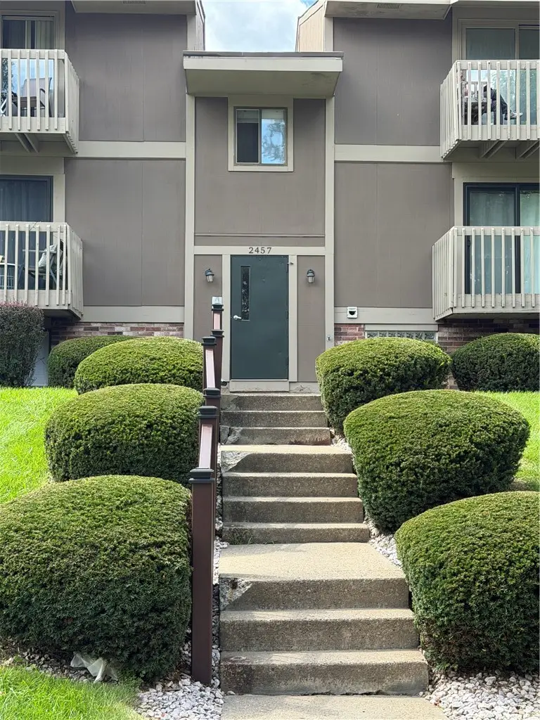 2457 Brook Ledge Rd #12A, Bridgeville, PA 15017 - #2