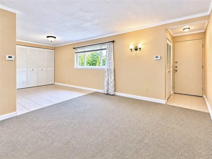 2457 Brook Ledge Rd #12A, Bridgeville, PA 15017 - #3