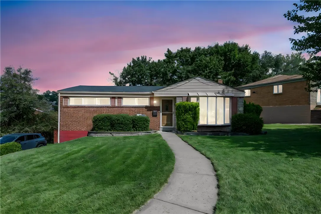 425 Ruthwood Ave, Pittsburgh, PA 15227 - #1