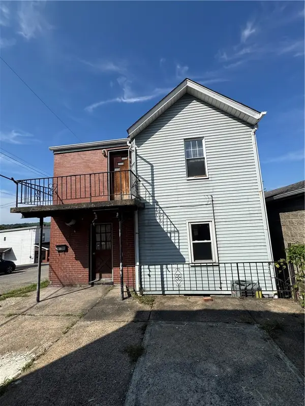 613 8th St, Glassport, PA 15045