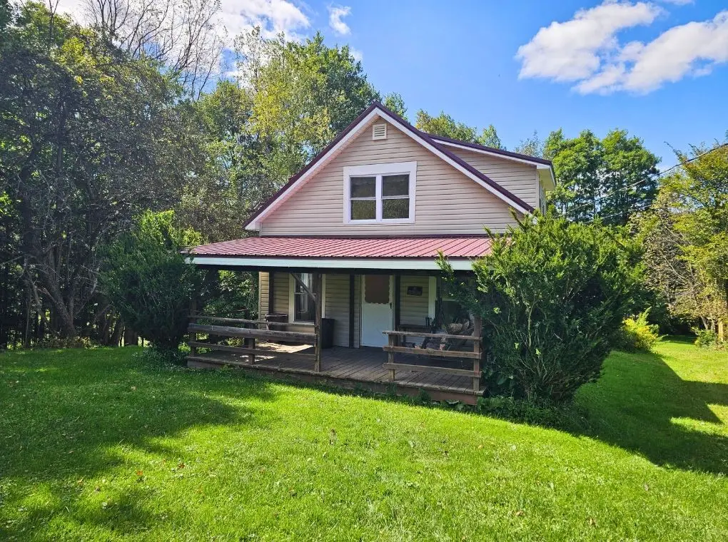 14257 Middleton Rd, Waterford, PA 16441 - #1