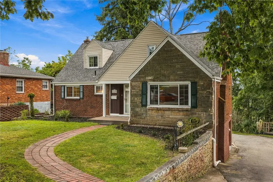 447 Old Clairton Rd, Pittsburgh, PA 15236 - #3