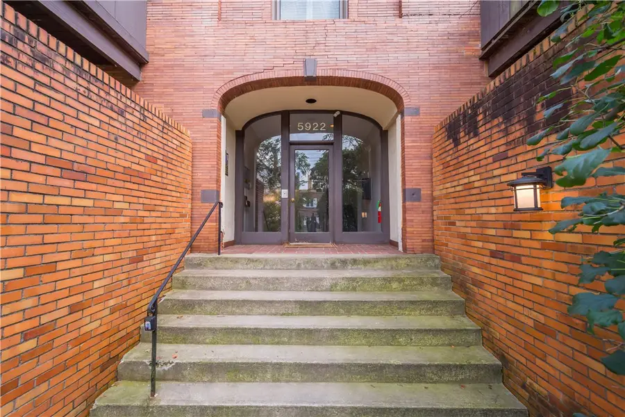 5922 Howe Street #204, Pittsburgh, PA 15232 - #3