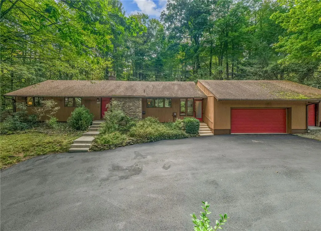 527 Imperial Road, Jefferson, PA 15502 - #1