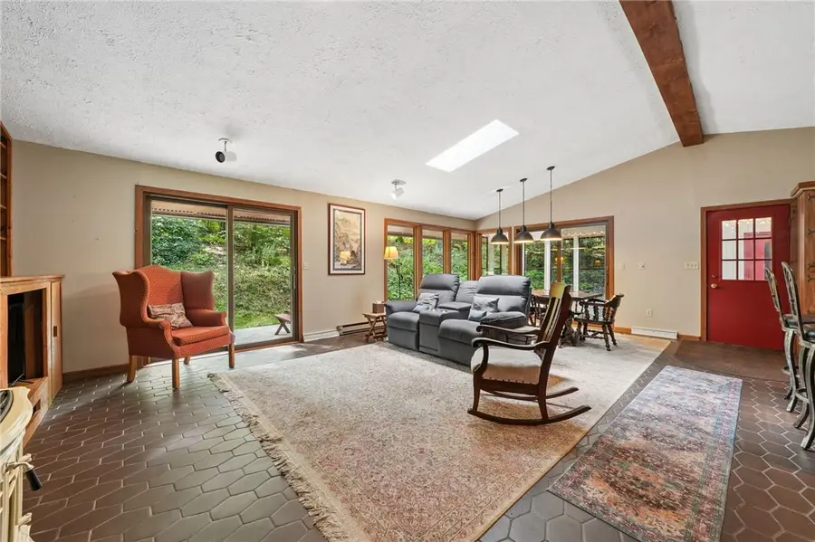 527 Imperial Road, Jefferson, PA 15502 - #2