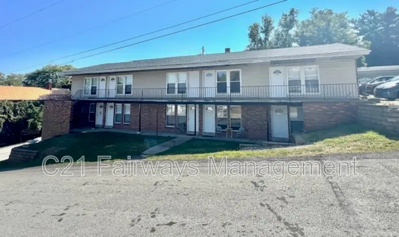 616 Union St, California, PA 15419 - #1