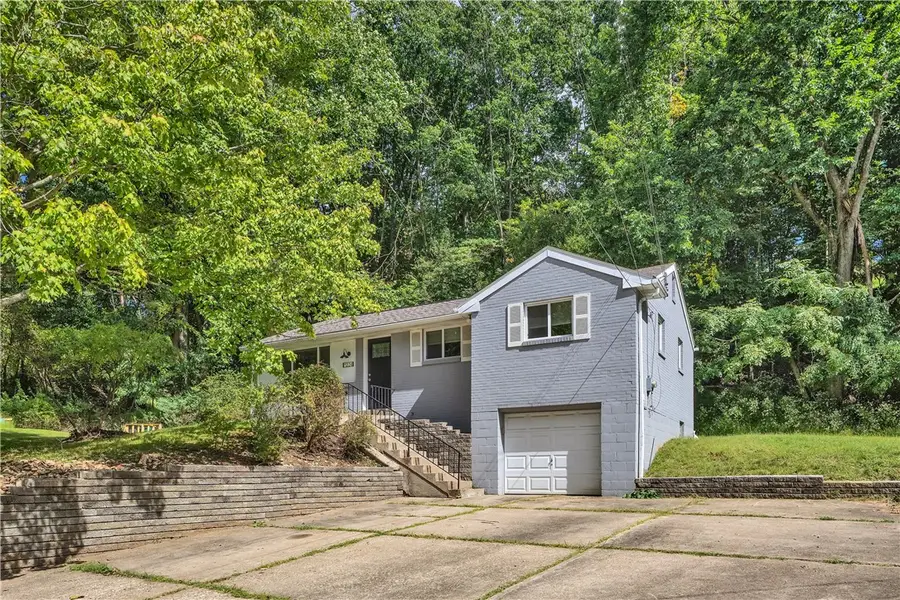 224 Blaze Cir, Glenshaw, PA 15116 - #2
