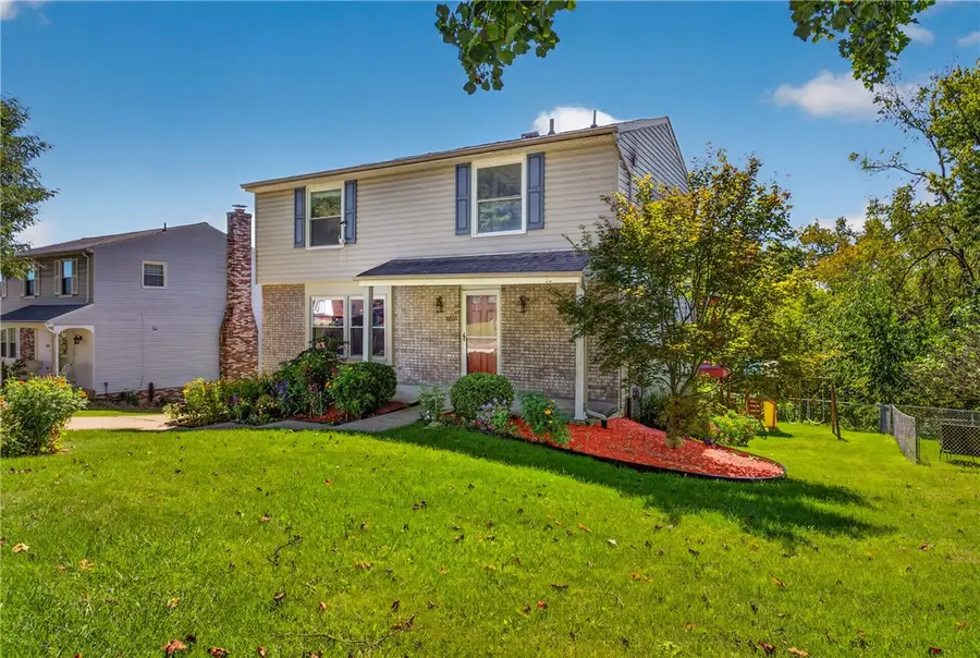 6555 Quaker Dr, Pittsburgh, PA 15236 - #2