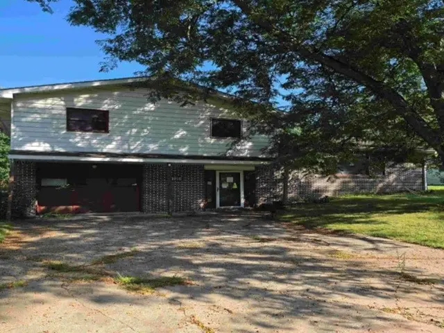 1109 Seneca Dr, Harmony, PA 16037 - #1