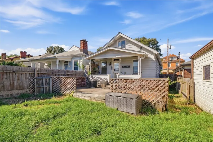 88 Vine St, Ambridge, PA 15003 - #2