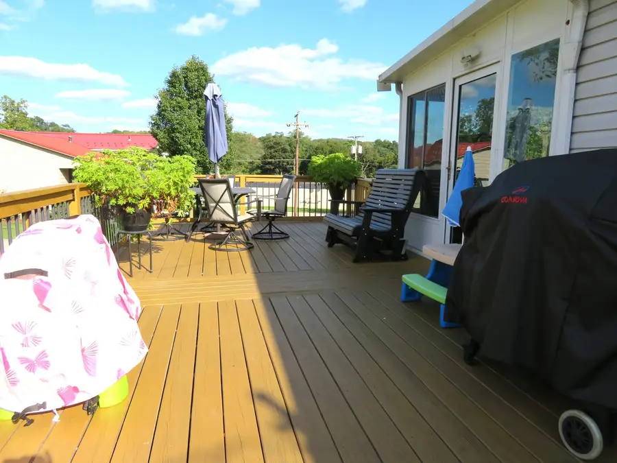 515 Clydesdale Avenue, Ellwood City, PA 16117 - #3