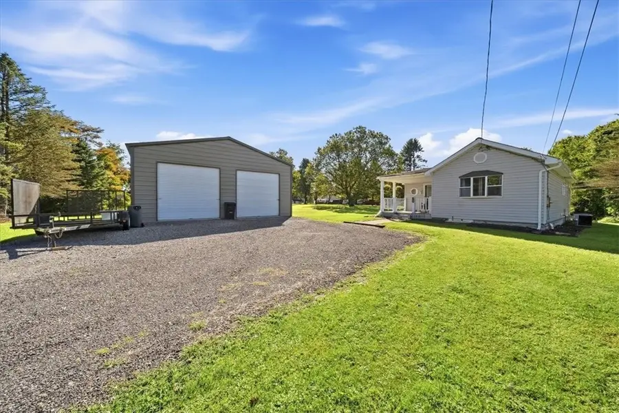 142 S Long Rd, Aliquippa, PA 15001 - #2