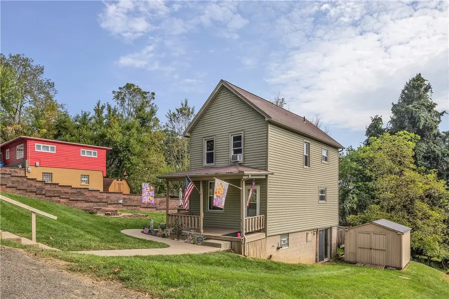 81 Belmont St, Irwin, PA 15642 - #3