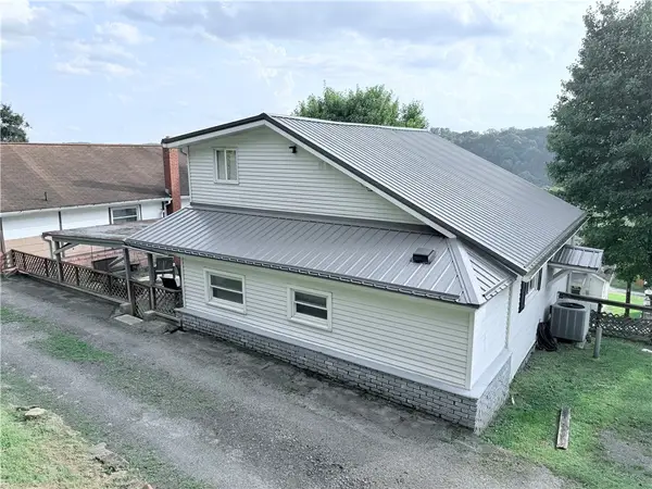 517 3rd Street, Isabella, PA 15447