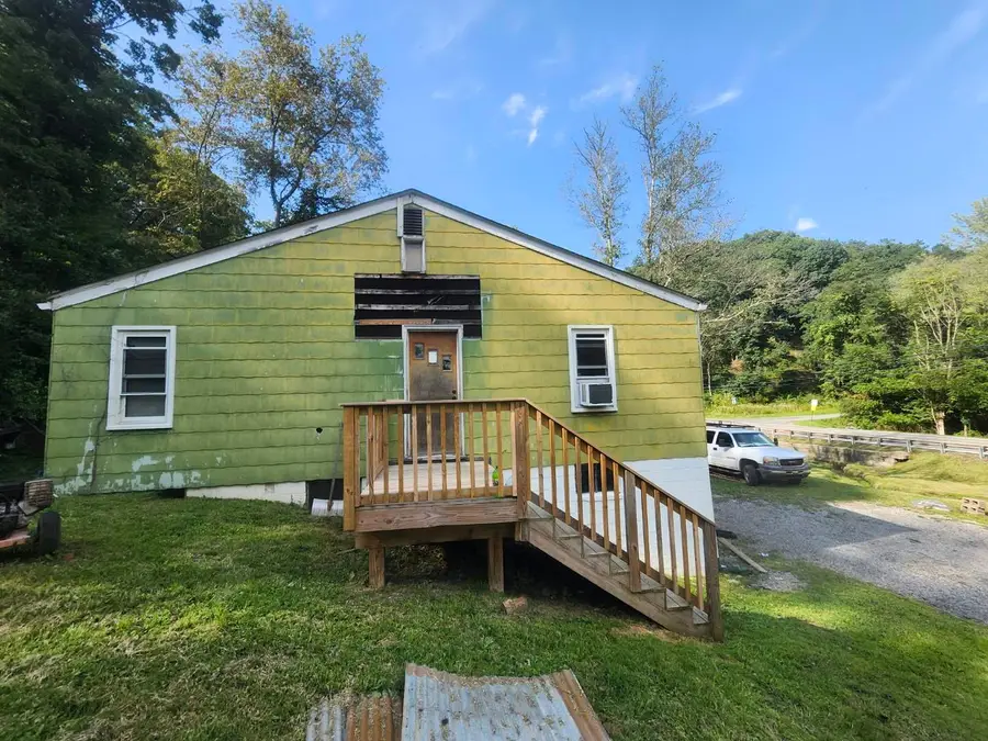 3466 Conway Wallrose Road, Sewickley, PA 15143 - #3