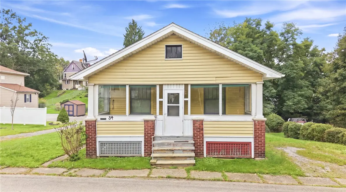 34 School St, Sharpsville, PA 16150 - #1