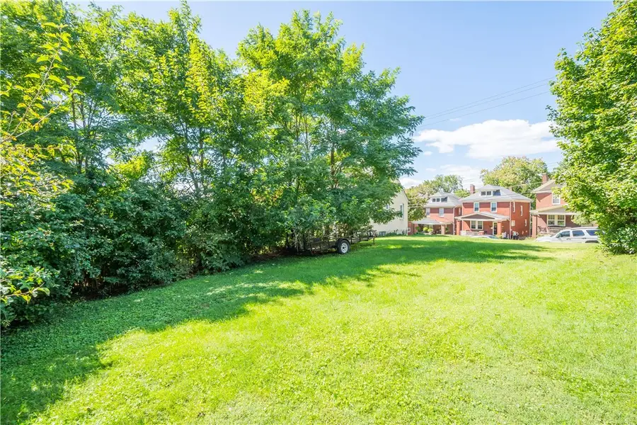 2823 Crosby Ave, Pittsburgh, PA 15216 - #2
