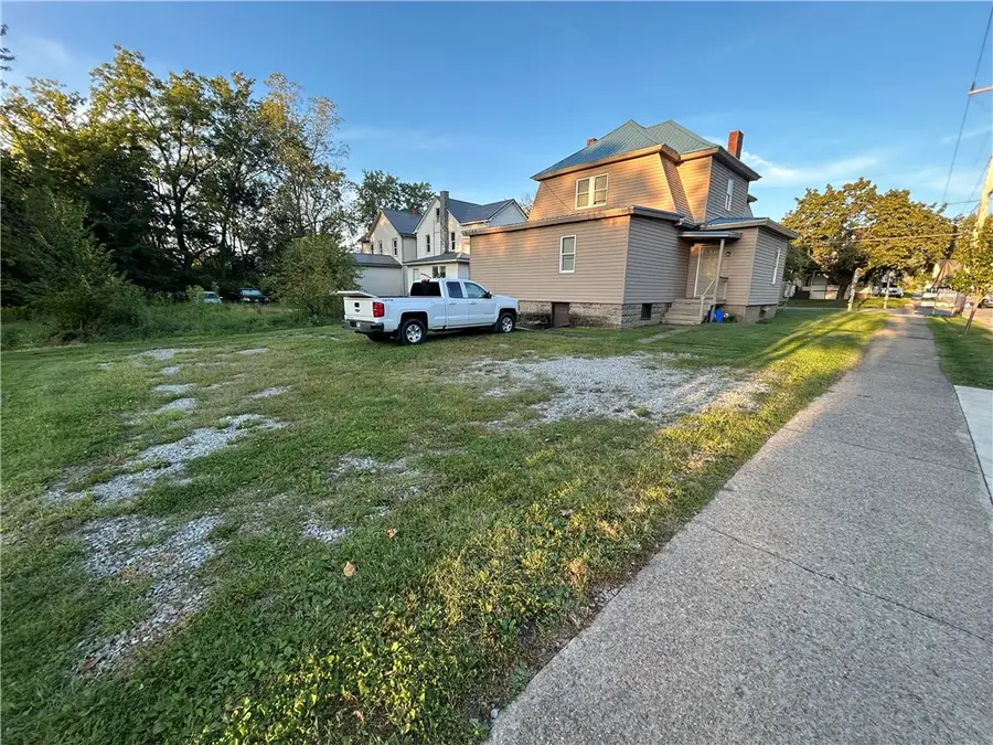 596/598 S South 7th Street, Indiana, PA 15701 - #3
