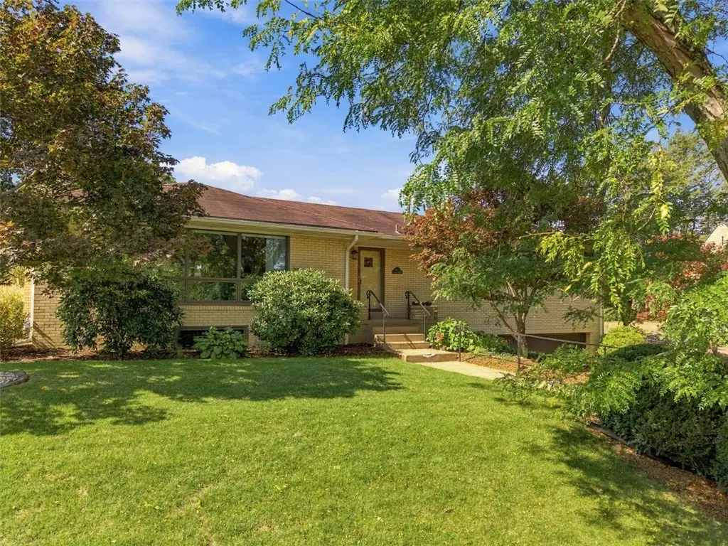 13 Carleton Dr, Pittsburgh, PA 15243 - #1