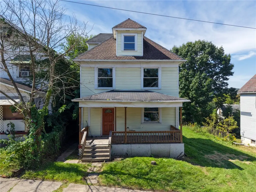 1517 Woodmont Ave, New Kensington, PA 15068 - #1