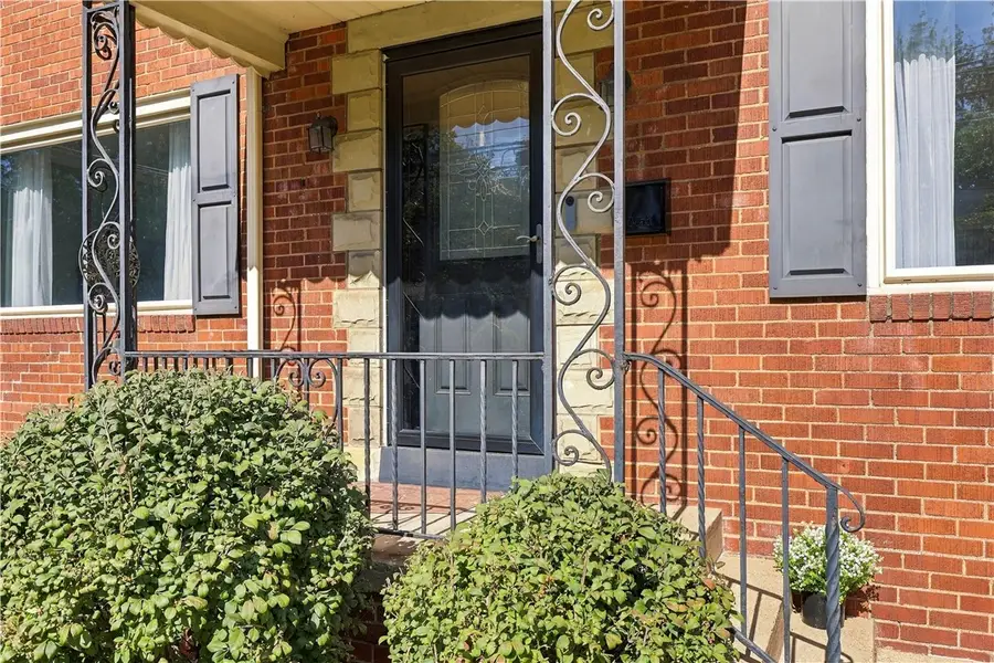809 Vermont Ave, Pittsburgh, PA 15234 - #2