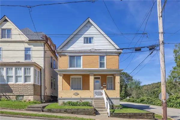 110 Hampton St, Wall, PA 15148