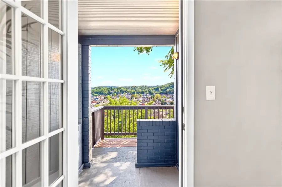912 Benwood Ave, Stowe, PA 15136 - #3