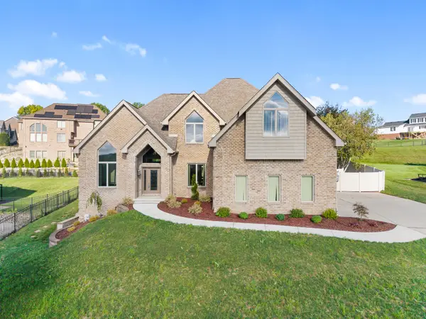 339 Kathy Dr, Rostraver Twp, PA 15012