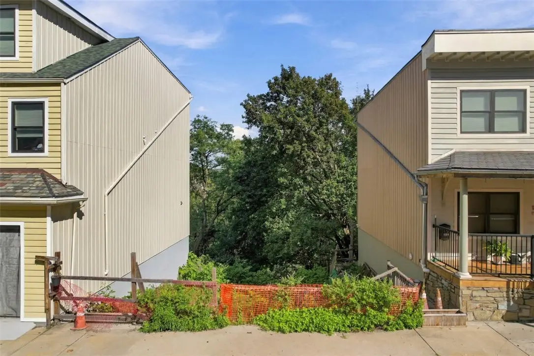 3705 Melwood Ave, Pittsburgh, PA 15213 - #1