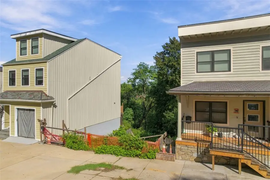 3705 Melwood Ave, Pittsburgh, PA 15213 - #2