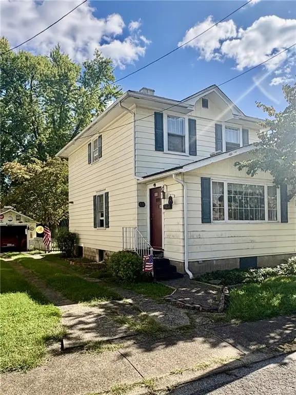 861 Canal St, Beaver, PA 15009