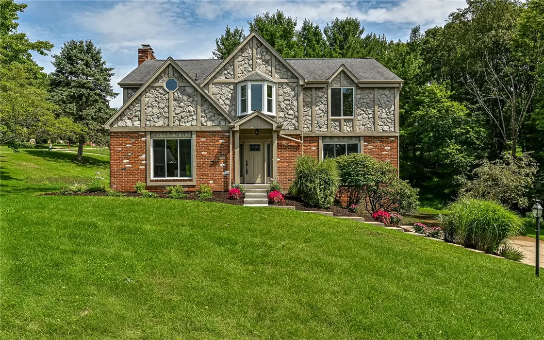 10022 Oakridge Dr, Wexford, PA 15090 - #1