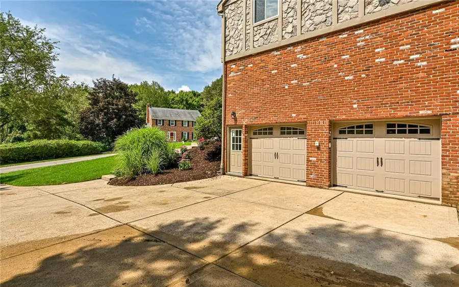 10022 Oakridge Dr, Wexford, PA 15090 - #3