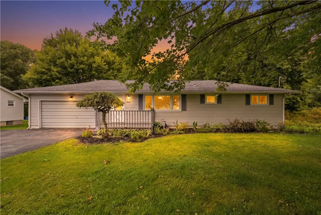 3825 Morefield Rd, Hermitage, PA 16148 - #1