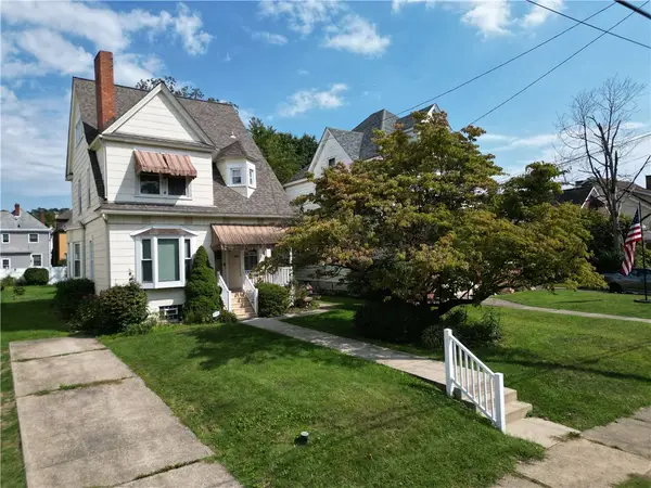 52 Linshaw Ave, Pittsburgh, PA 15205