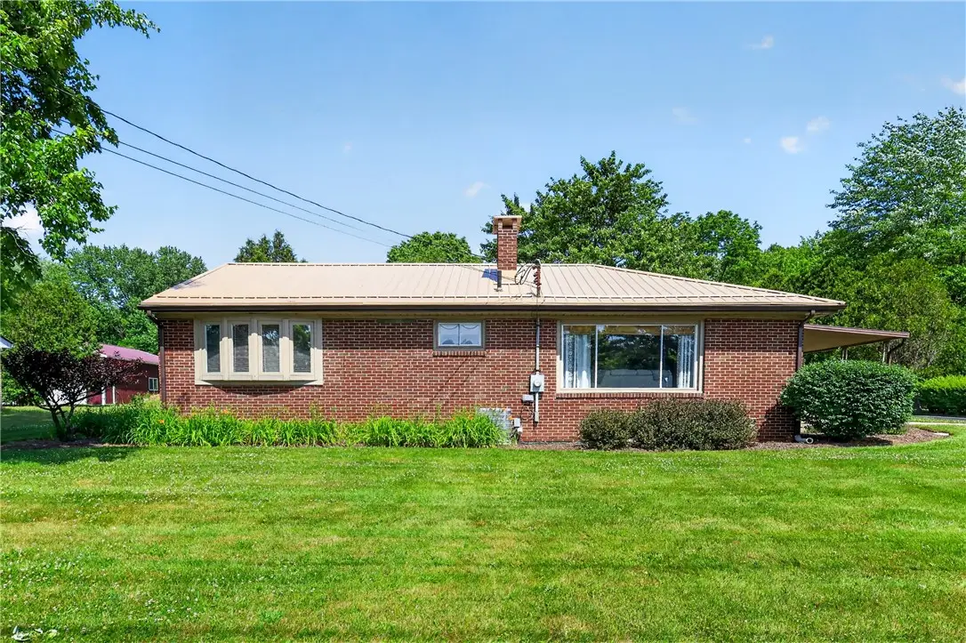 2617 S Hermitage Rd, Hermitage, PA 16148 - #1
