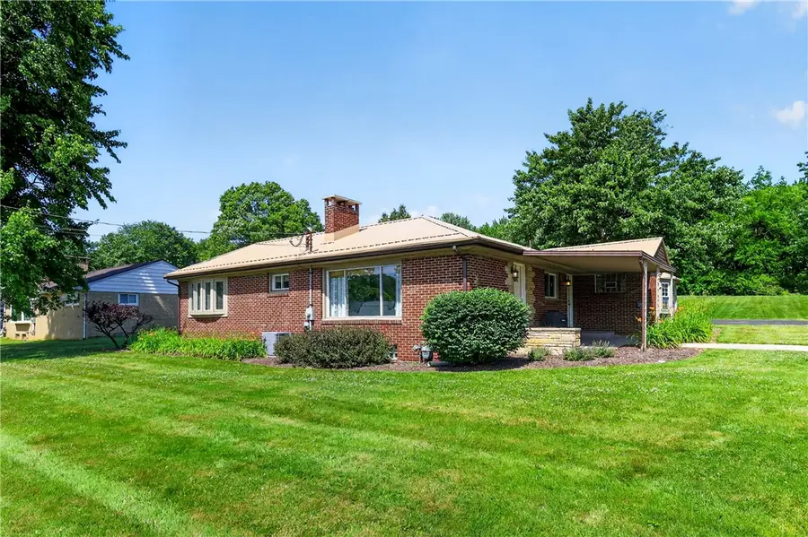 2617 S Hermitage Rd, Hermitage, PA 16148 - #2