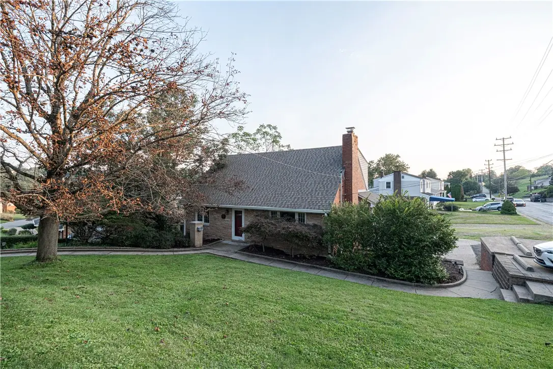 990 El Rancho Dr, Pittsburgh, PA 15220 - #1