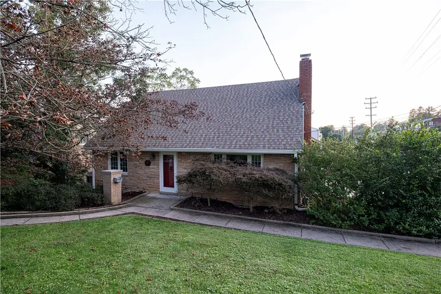 990 El Rancho Dr, Pittsburgh, PA 15220 - #2
