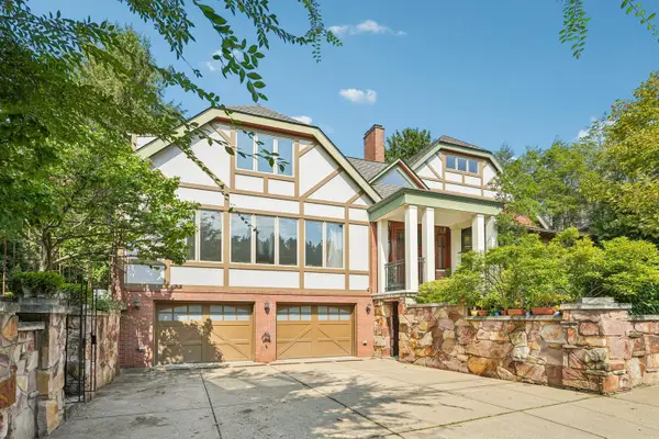 5825 Marlborough Avenue, Pittsburgh, PA 15217