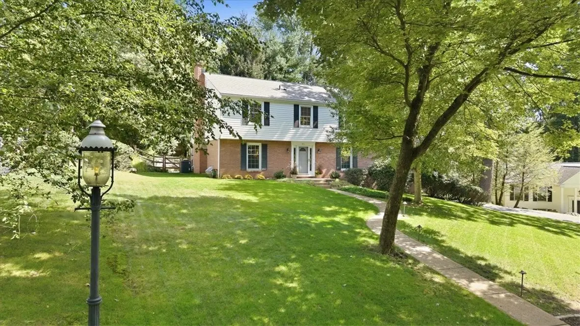 811 Olive St, Pittsburgh, PA 15237 - #1