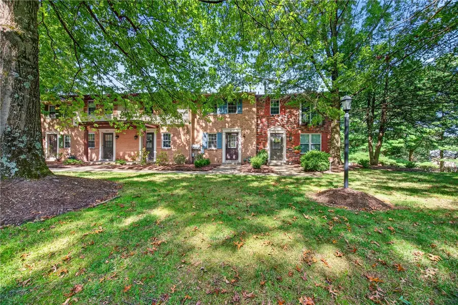 609 Westchester Dr, Wexford, PA 15090 - #3