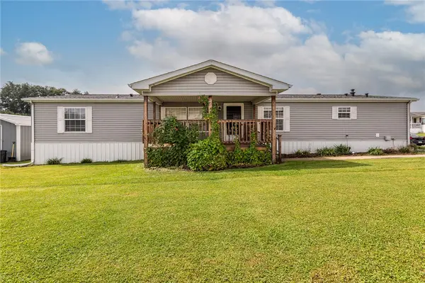 282 Tee Dr, Tarrs, PA 15688