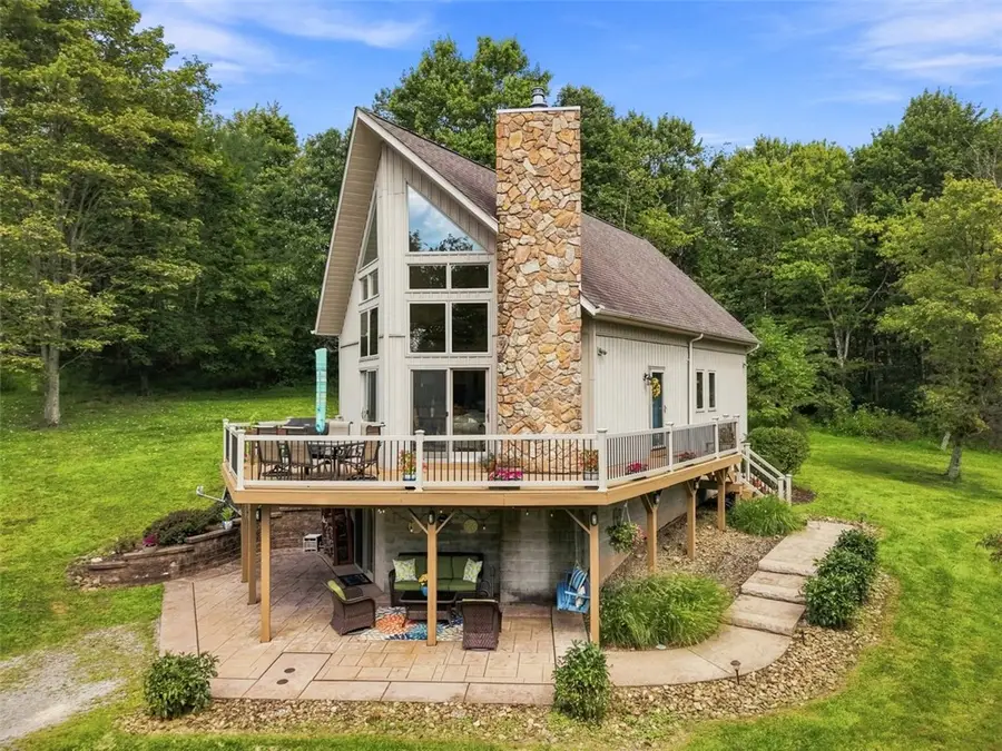 391 Rich Hill Rd, New Kensington, PA 15068 - #2