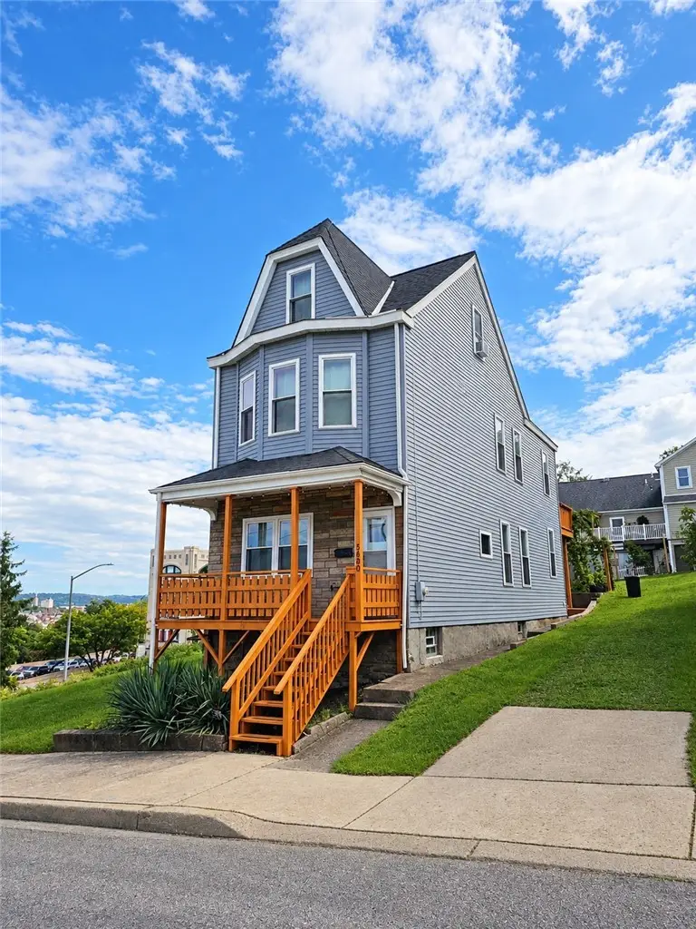 3630 Ridgway St, Pittsburgh, PA 15213 - #1